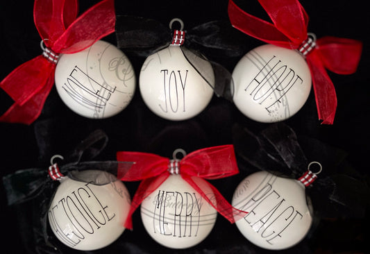 RD Thin Black Letter Ornament