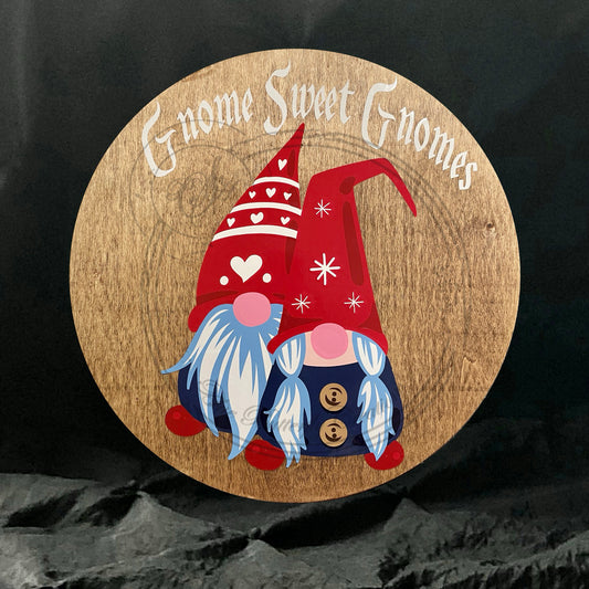 Decorative "Gnome sweet Gnomes" sign