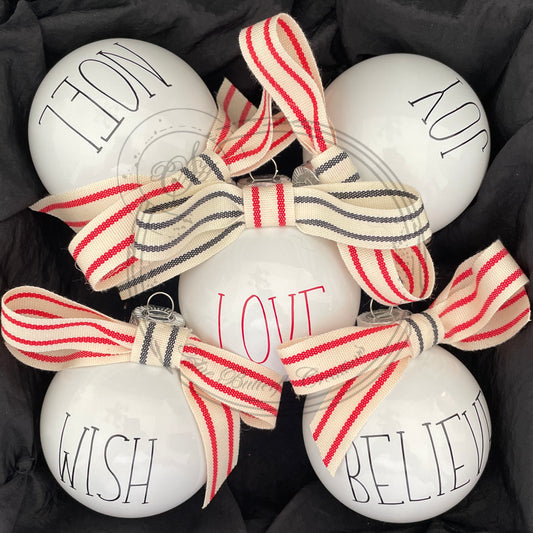 Set of 5 - RD Thin letters Ornaments